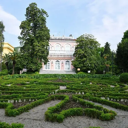 Salus, Maruna Апартаменты *