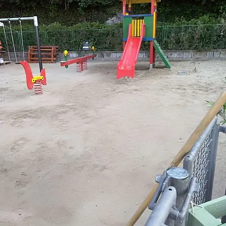 Salus, Maruna Опатия