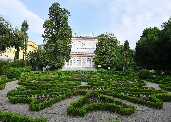 Salus, Maruna Διαμέρισμα *