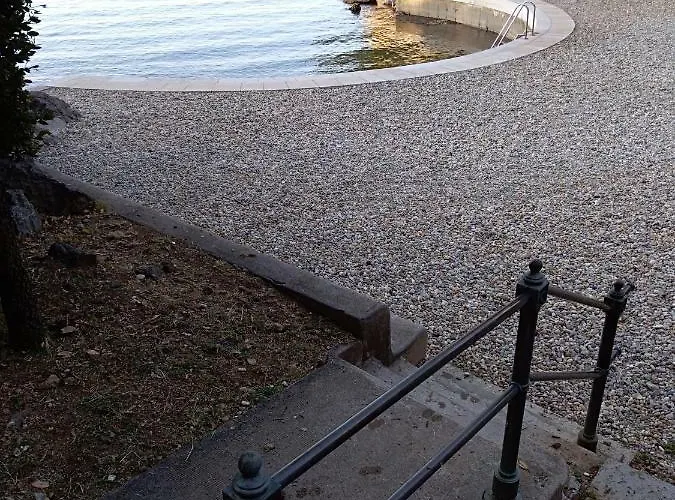 Salus, Maruna Διαμέρισμα *